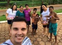 Entrega de casquinhas aos moradores do bairro Nova Querência em Guaraí/TO